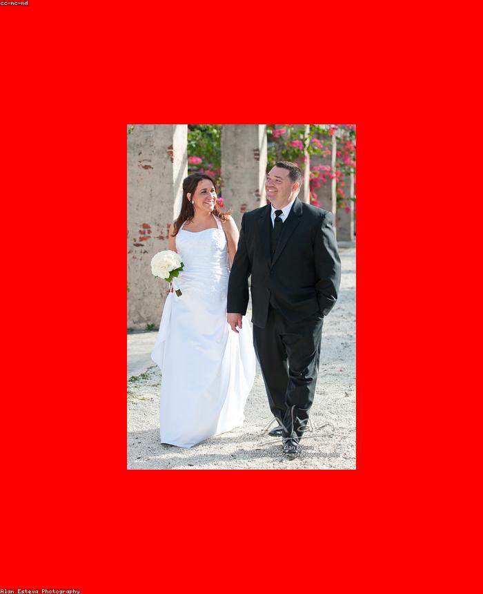 Clara y Marcos en la cala